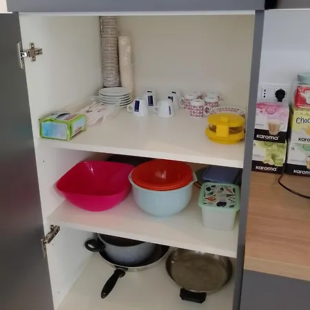 Aurora, Liguria Daire *