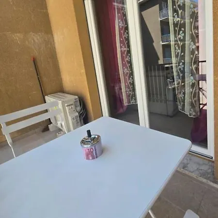 Aurora, Liguria * Rapallo