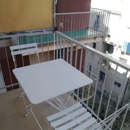 Aurora, Liguria Daire Rapallo