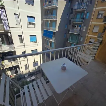 Daire Aurora, Liguria Rapallo