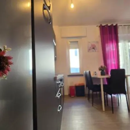 Apartman Aurora, Liguria