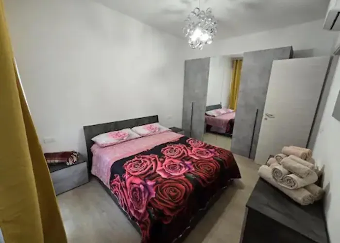 Apartman Aurora, Liguria